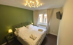 Berzenczey Apartment